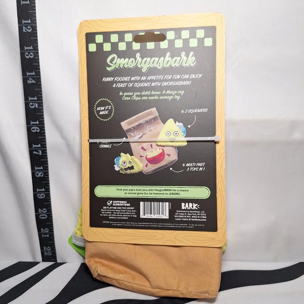 NWT Bark A-Maze-Ing Corn Chips Dog Toy XS-S
